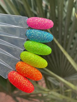 Curacao - Cocktail Glitter by Rob Rediers