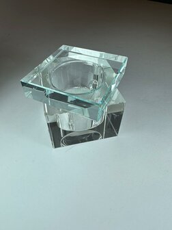 Dappendish Glas