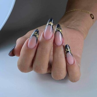 Wedstrijdtraining: Inlay Nails door Inne Verelst