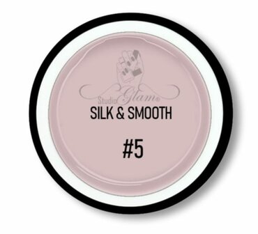 Studio Glam Silk &amp; Smooth #05 - 15ml