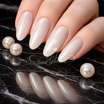 Studio Glam BUILD-A-PEARL buildergel 01