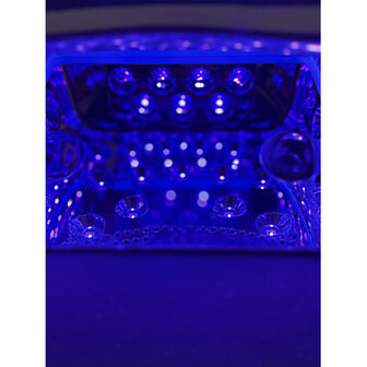 Studio Glam White Elite lamp